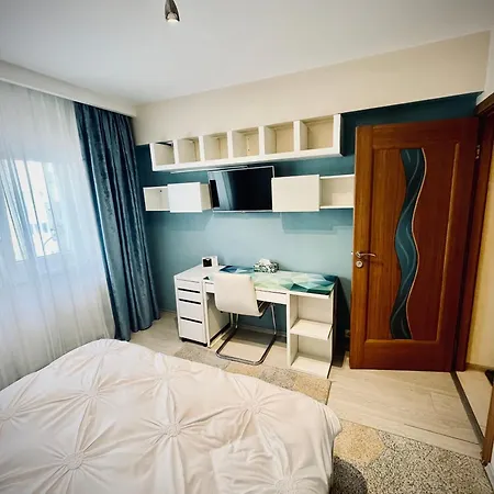Emerald Apartment